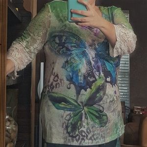 Closet Full Butterfly Top